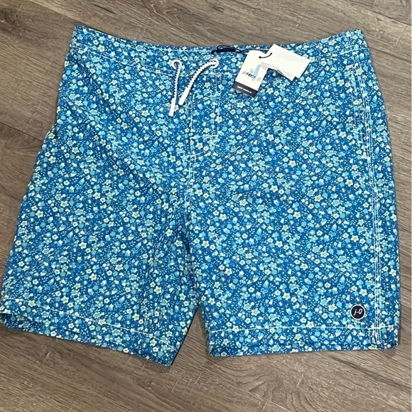 NWT johnnie-O Kids Boys Size 16 Blue Floral Lined Elastic Board Swim Trunk Short - Picture 1 of 7